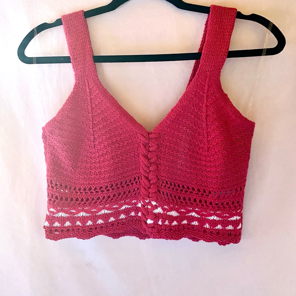 Jolie & Joy knit crochet crop tank top pink large. NWT.